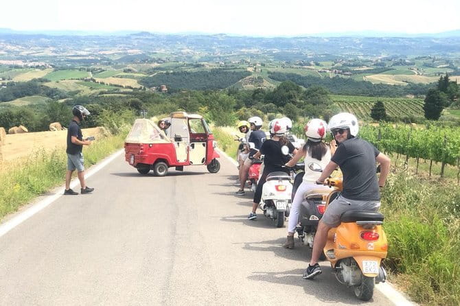 Tuscany Vespa Tour from Florence with Wine Tasting - Morning logistics: meeting at Via Curtatone and the practice period