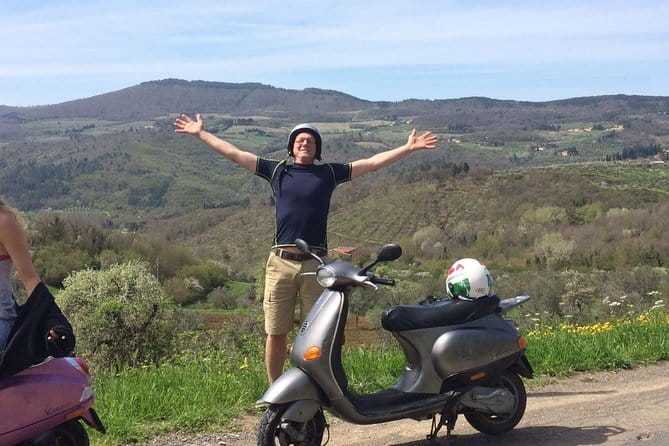 Tuscany Vespa Tour: Lunch & Wine Tasting, Countryside Roads - Getting out of Florence fast: Via dei Pandolfini and the van ride