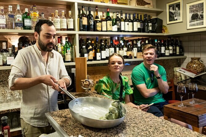 Winner 2025 Florence Sunset Food & Wine Tour by Eating Europe - Prosecco in Piazza Santo Spirito: the easy start that sets the tone
